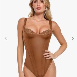 Women’s Brown Square Neck Bodysuit with Lace Trim